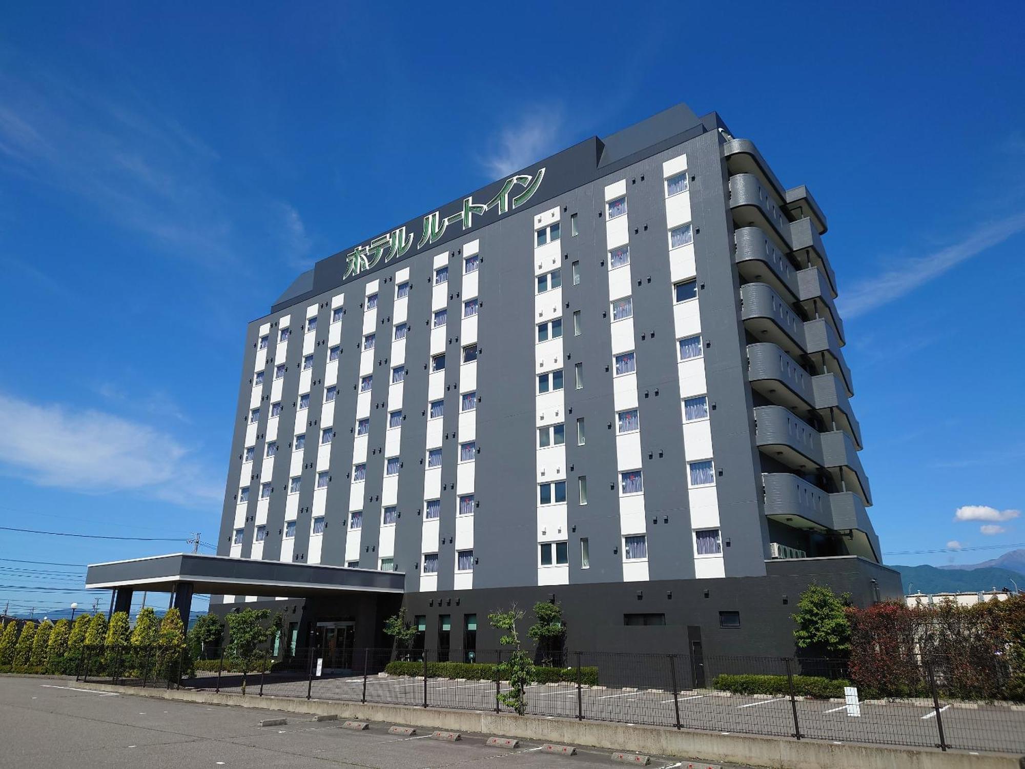 Hotel Route-Inn Komagane Inter Екстериор снимка
