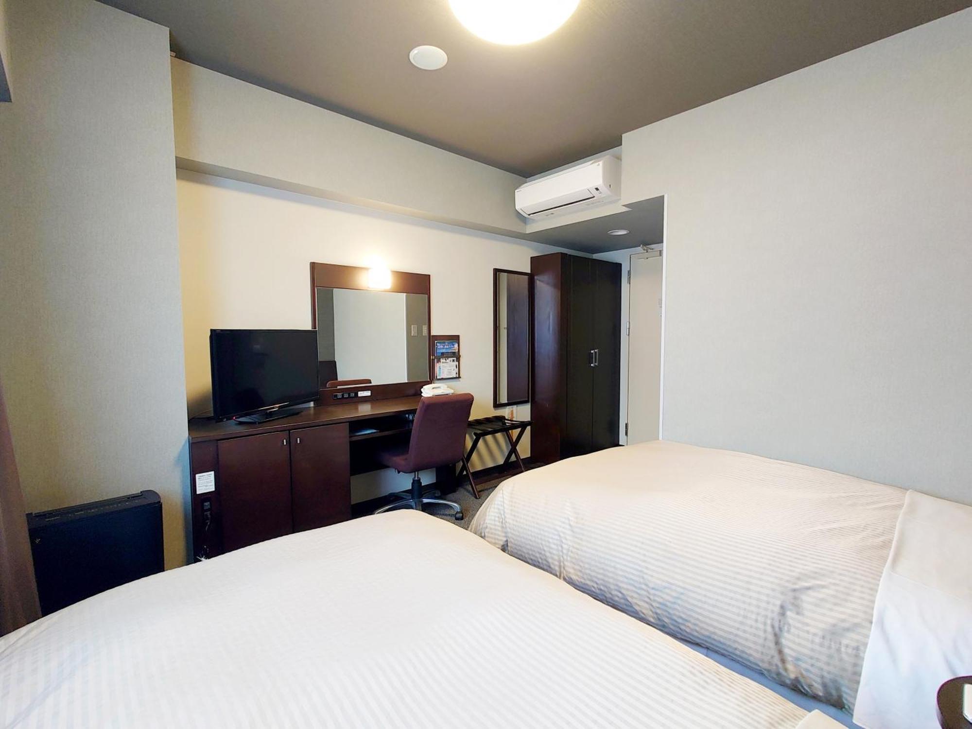 Hotel Route-Inn Komagane Inter Екстериор снимка