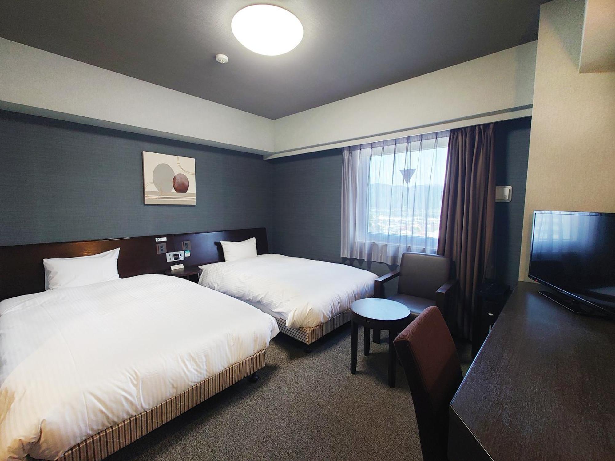 Hotel Route-Inn Komagane Inter Екстериор снимка